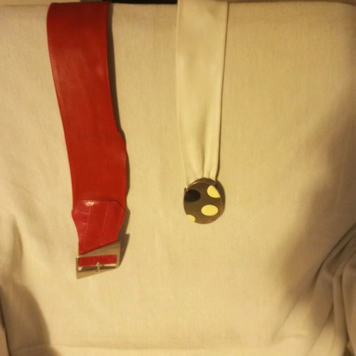 Women's leather belts like new, set of 2