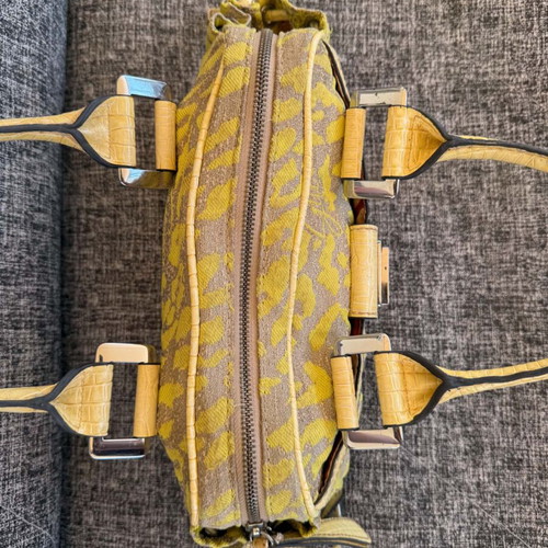 Guess Y2K vintage bag used, yellow handheld