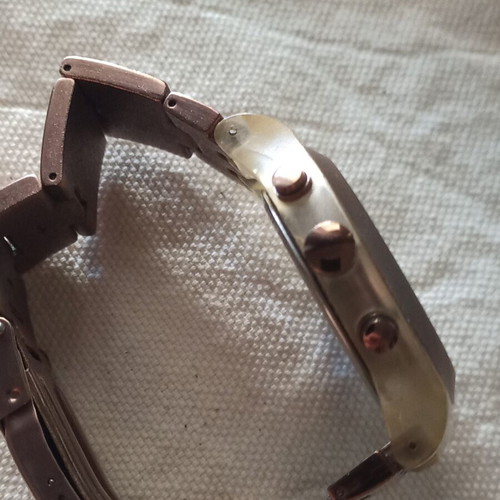 Lofty's Unisex Watch with Day Indicator and Metal Bracelet like new, brown
