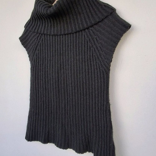 More&More sleeveless sweater used, size L, black