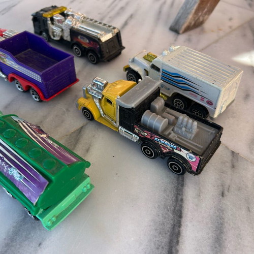 Hot Wheels toy cars old 1998 used metallic