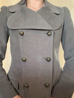 Σακάκι NAF NAF μεταχειρισμένο με βελούδινη υφή και σταυρωτό κούμπωμα