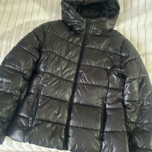 Women's puffer jacket black like new, size XL