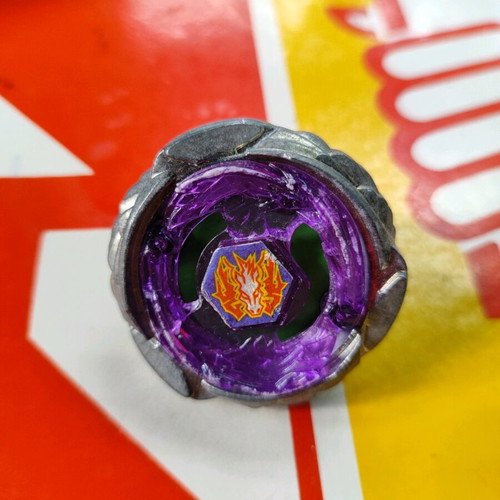 Beyblade purple simple like new