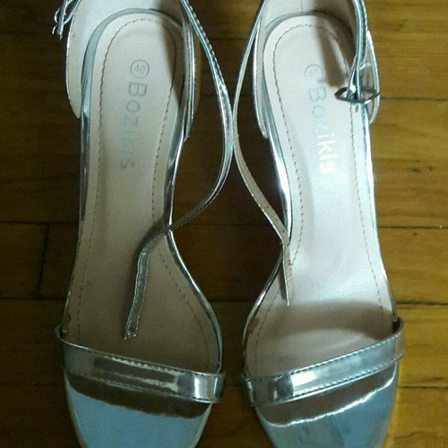 Bozikis women's silver sandals like new with thin high heel 11.5 cm