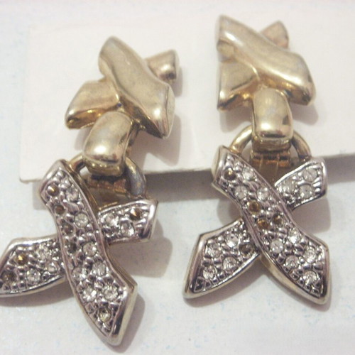 Women's clip-on earrings new, silver and gold color