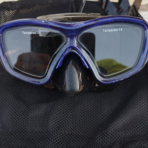 Blue Action Matrix diving mask like new