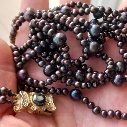 Black Pearls Necklace like new, about 400 small and 50 large pearls
