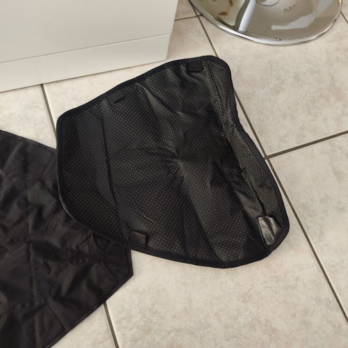 Anatomical Bicycle Saddle Cushion new with valve and water feature