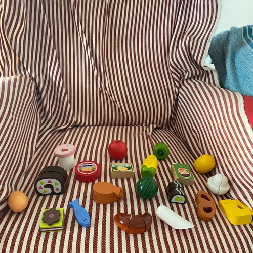 Wooden assorted toy foods like new