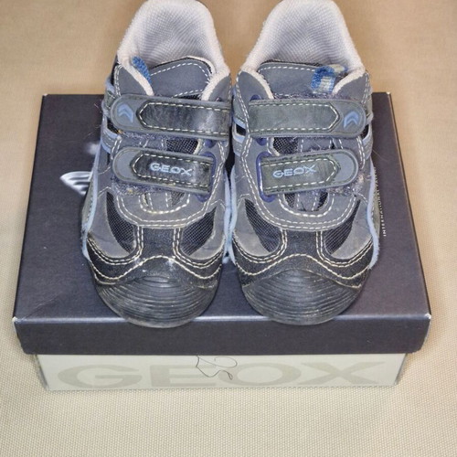 Geox Savage kids' athletic shoes size 25 used, blue