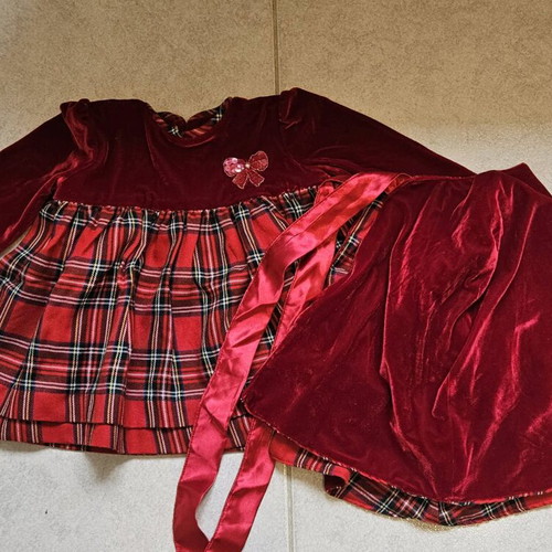 Dress with cape for 1-year-old girl like new