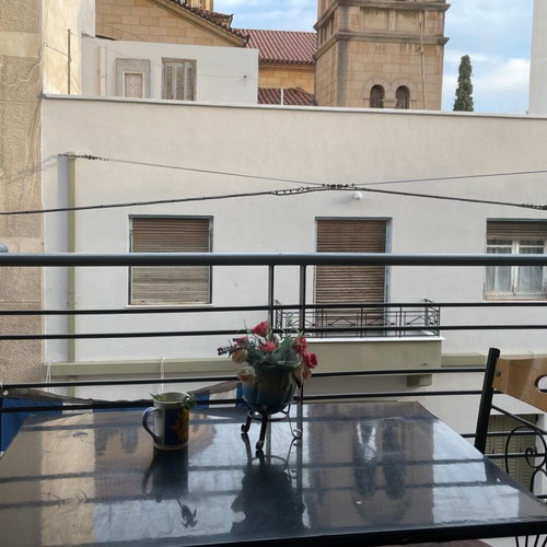 Οροφοδιαμέρισμα 75 τ.μ. στον Νέο Κόσμο με 2 υπνοδωμάτια και θέση στάθμευσης