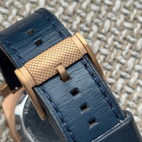 Fossil Machine Twist ME1158 watch like new with blue leather strap