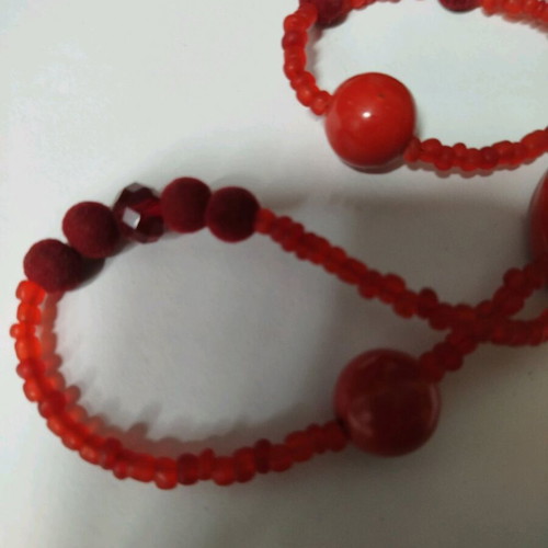 Necklace with ceramic beads new, length 116 centimeters