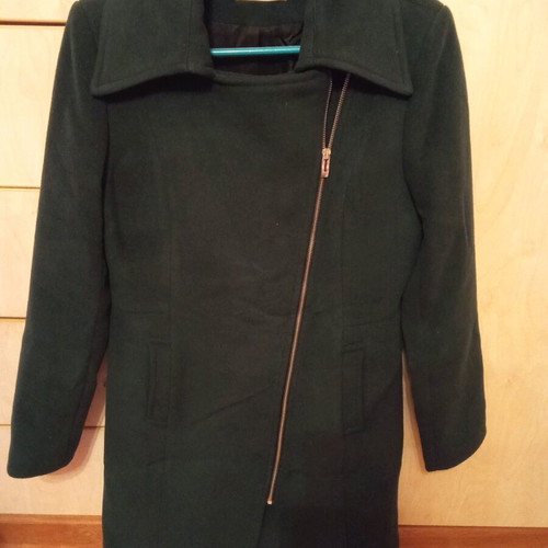 Virgin Prunes coat size small like new, green cypress color