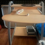 Computer desk like new