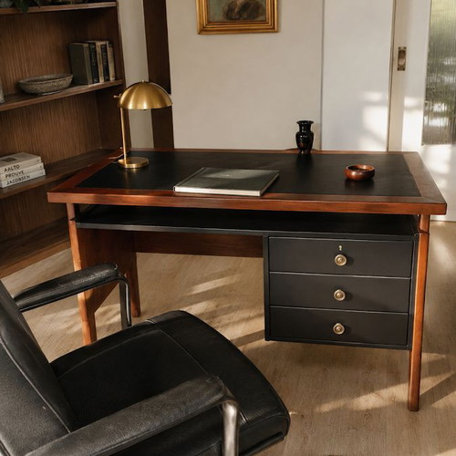 Desk with leather surface and 3 drawers