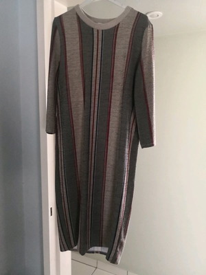 Zara dress used, straight cut, size S, black