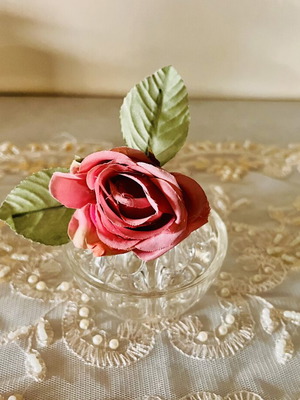 Vintage Clear Glass Flower Frog like new