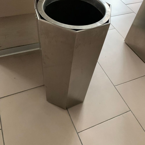 Metal polygonal trash bin like new, 60x30 cm