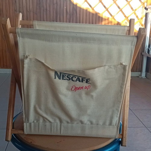 Folding fabric holder with wooden frame Nescafé like new