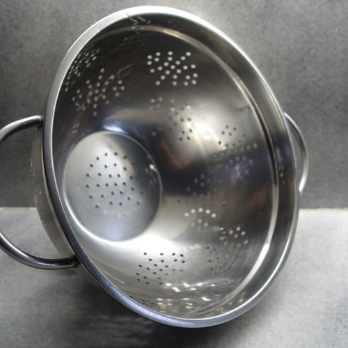 Large stainless steel colander like new