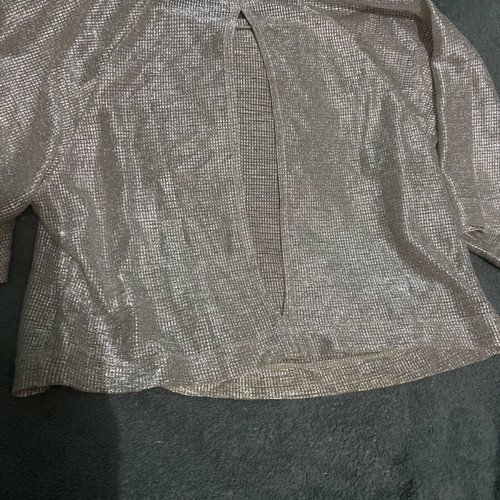 Zara blouse with cutouts like new, gold