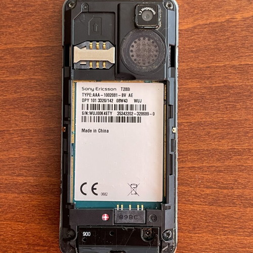 Sony Ericsson T280i phone used in very good condition