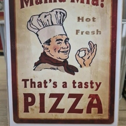 Wooden pizza decoration like new, size 13×18 cm
