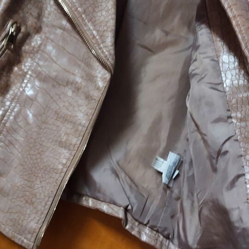Women's jacket like new, spring and autumn, beige faux leather