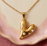 Golden Heart Pearl Necklace new