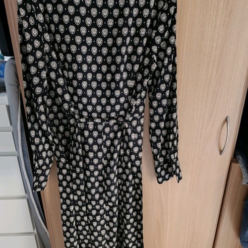 Desiree dress like new, size small, black and beige
