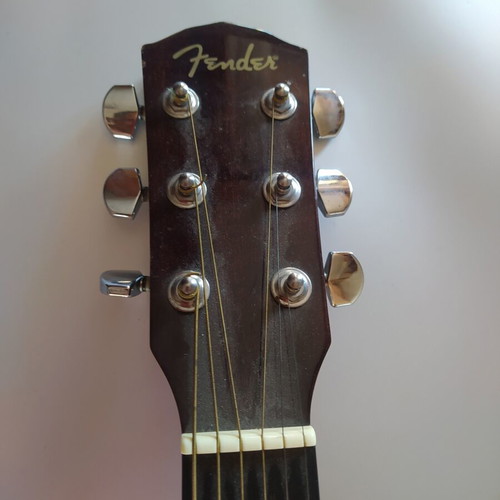 Fender DG 5SBST acoustic guitar used, excellent condition
