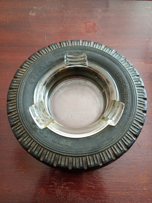 Dunlop ashtray used, collectible