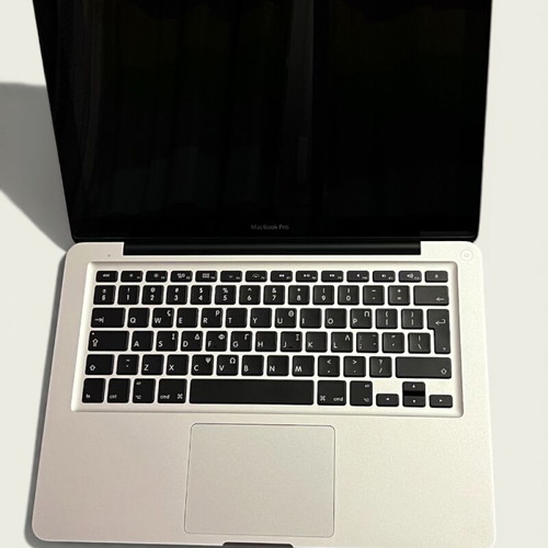 MacBook Pro mid 2012 Intel i5 8GB RAM 256GB HDD μεταχειρισμένο με ελληνικό πληκτρολόγιο