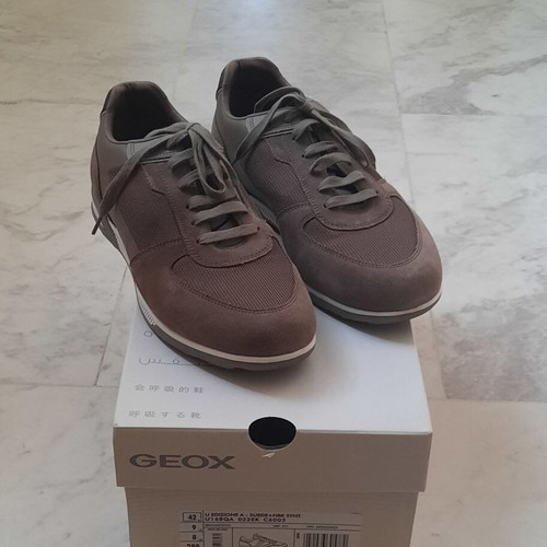 Geox sneakers men's size 42 suede brown gray like new