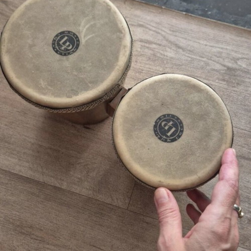 Lp Bongos set like new, natural wood with natural skin