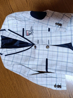 Boy's jacket 6/8 years like new