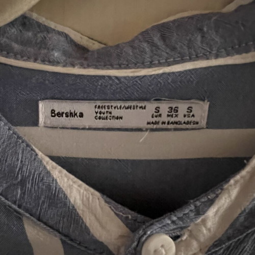 Bershka Mao Shirt size S like new, white and blue