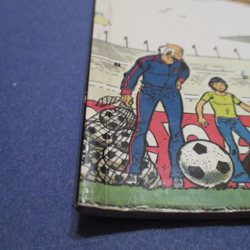 Eric Castel Comic No.1 used