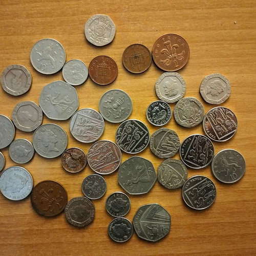 Great Britain coin collection, pack of 32 pence and pounds