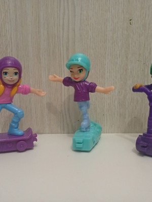 Mattel Polly Pocket Skateboard Skate Figure Set Burger King