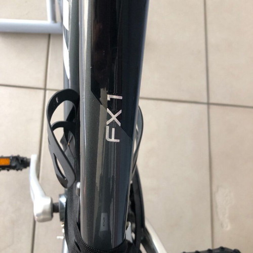 Trek Fx1 women's bicycle like new, small, with accessories