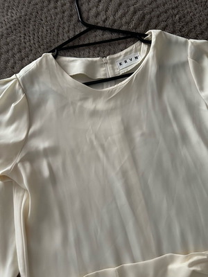 Karavan dress used, beige, size M, silk