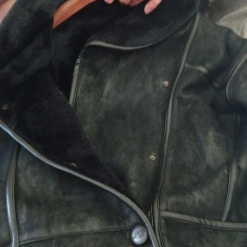 Black synthetic mouton coat like new, size XL