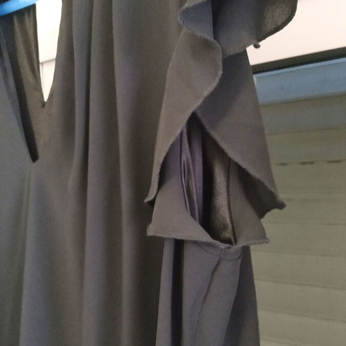 Lynne blouse black, like new, size L