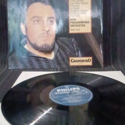 Verdi Carlo Bergonzi vinyl record used in good condition
