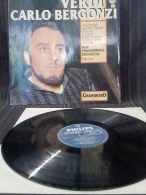 Verdi Carlo Bergonzi vinyl record used in good condition