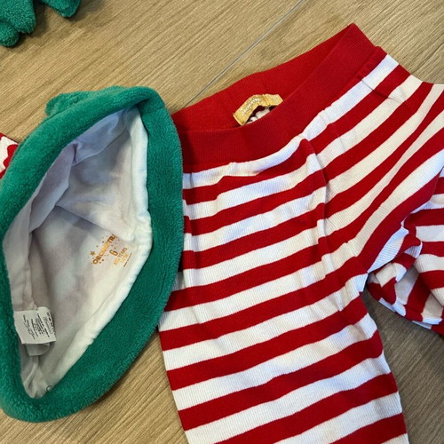 Elf pajama set for 6 years like new, 3 pieces